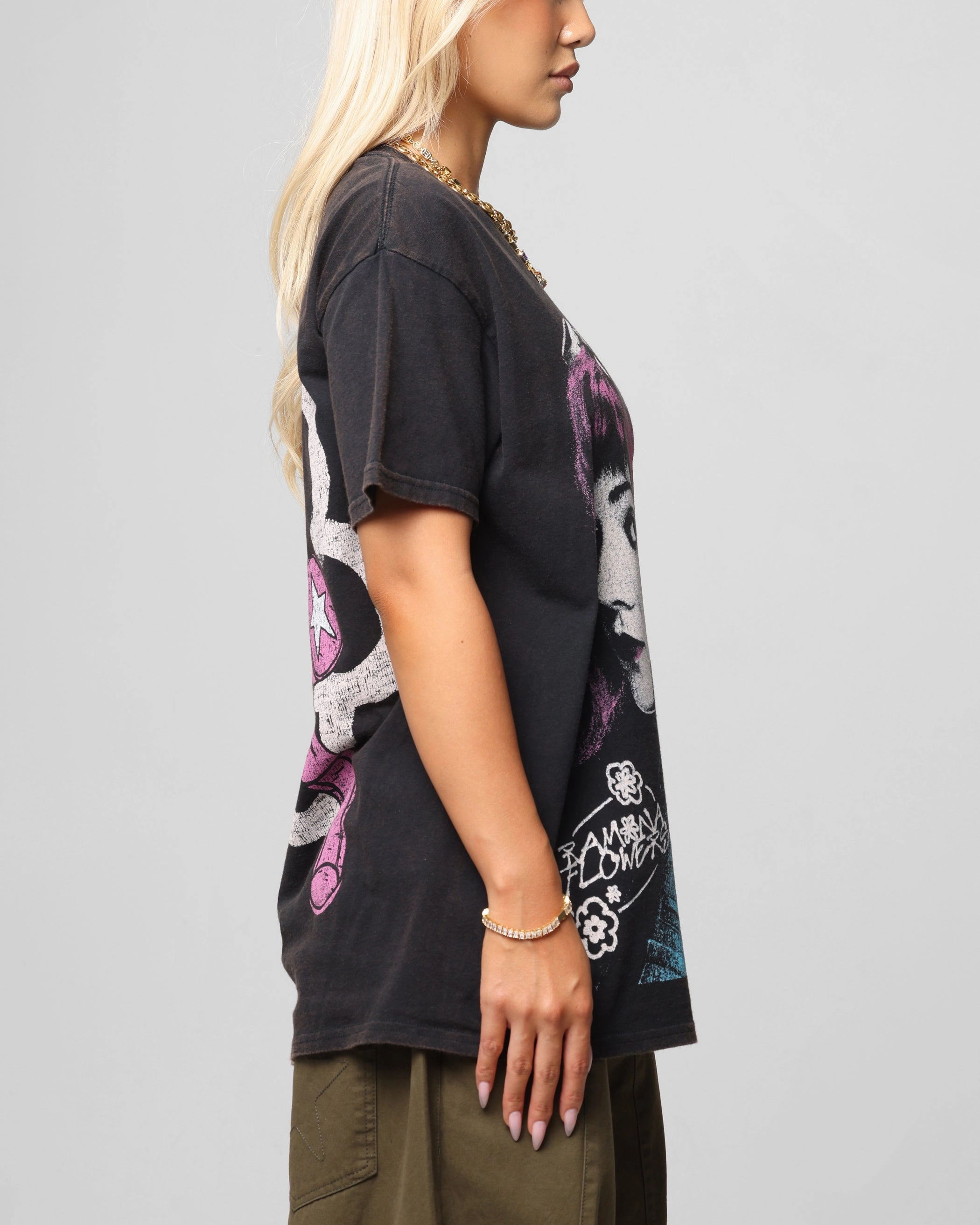American Thrift X Scott Pilgrim Romona Flowers T-Shirt Black Wash