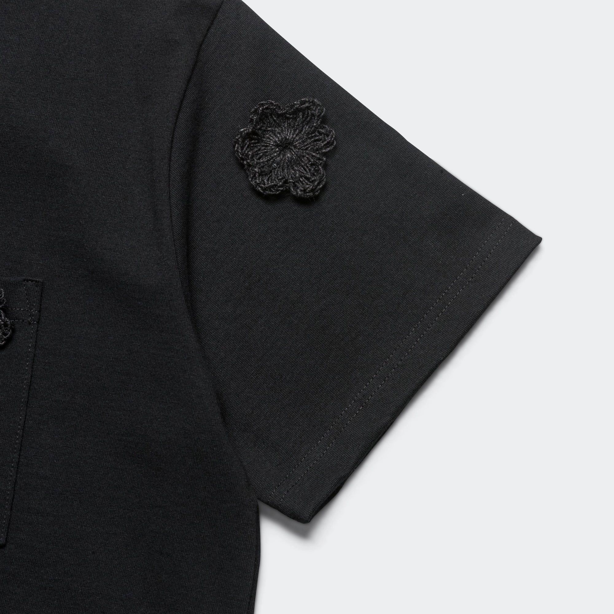 Daisy Standard Tee - Black Soft Roots Jersey