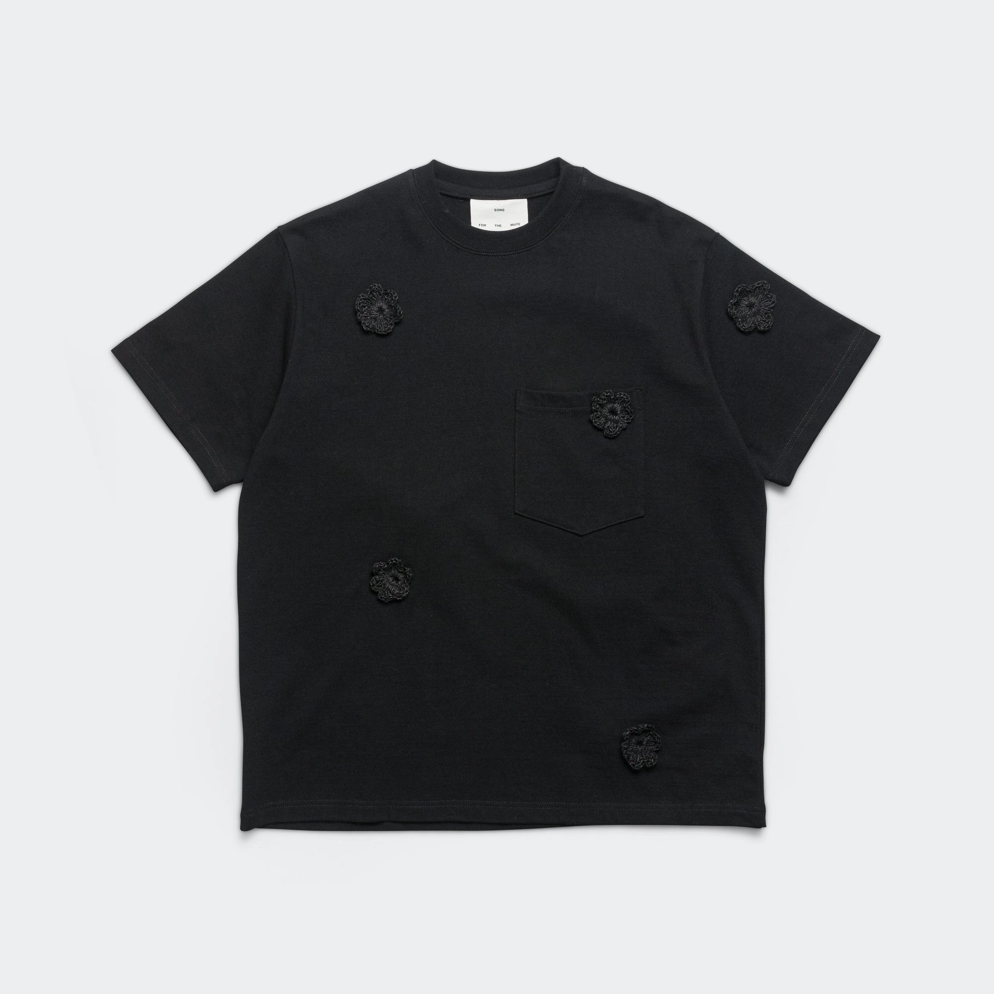 Daisy Standard Tee - Black Soft Roots Jersey