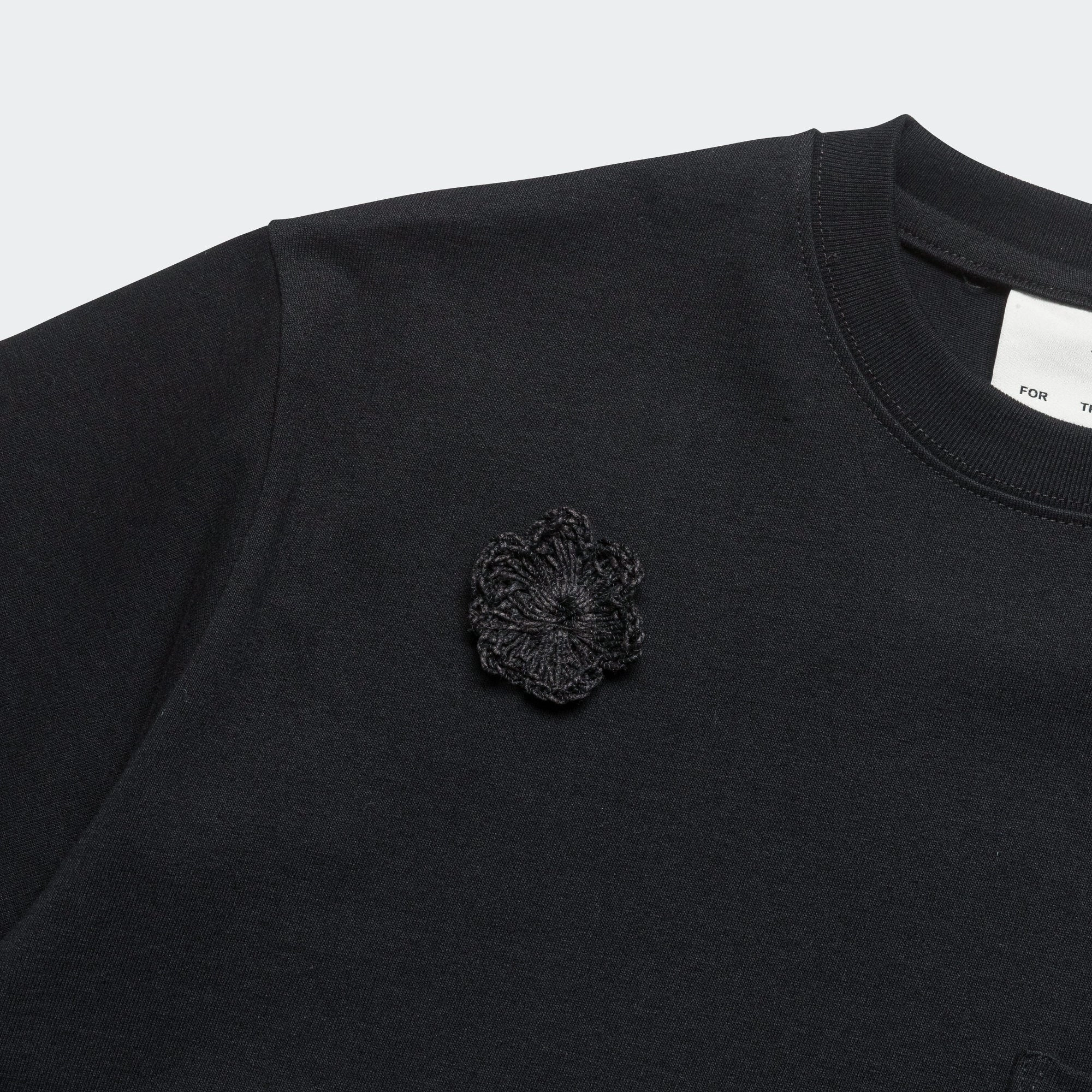 Daisy Standard Tee - Black Soft Roots Jersey