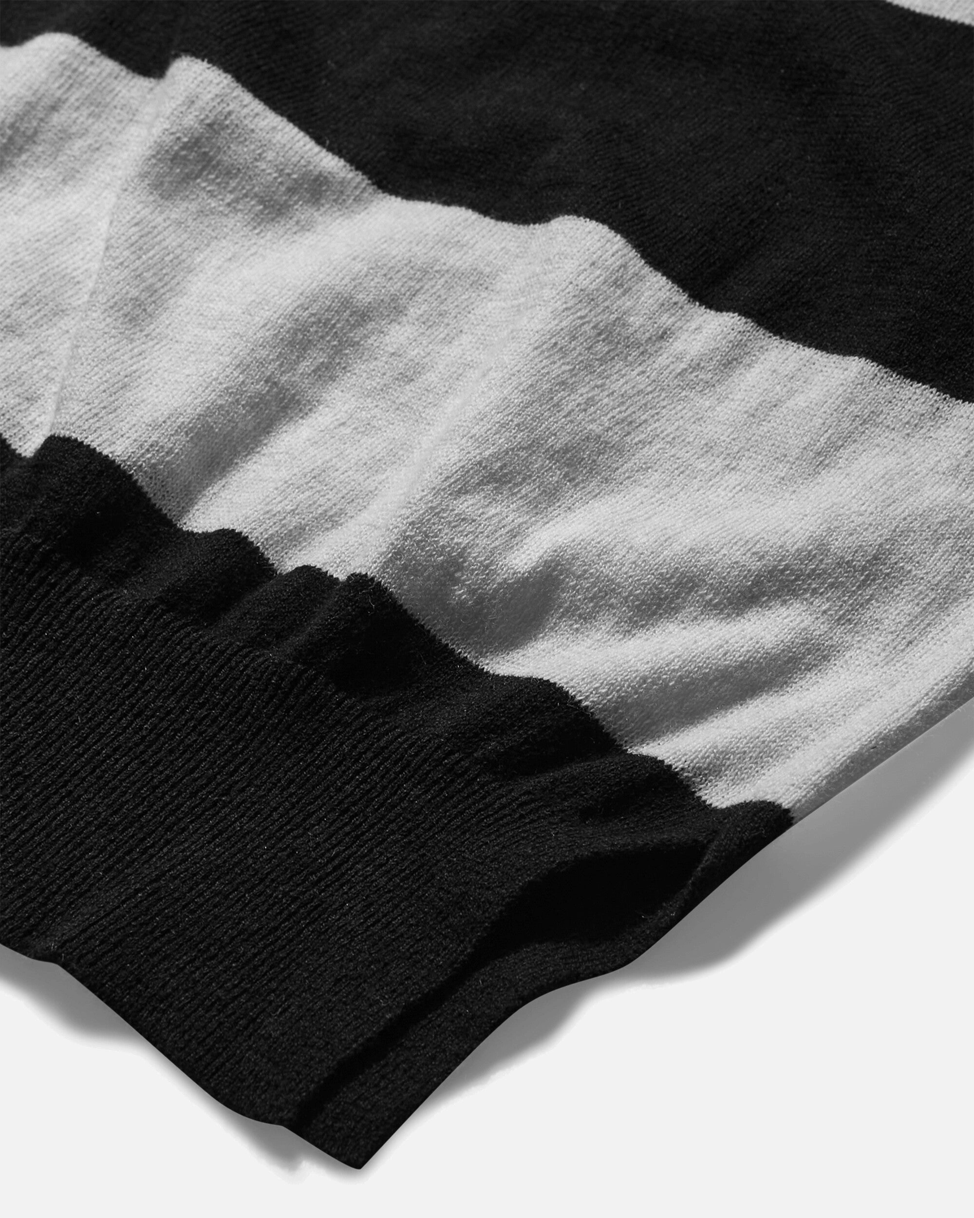 Damaged Stripe Jumper Black / White