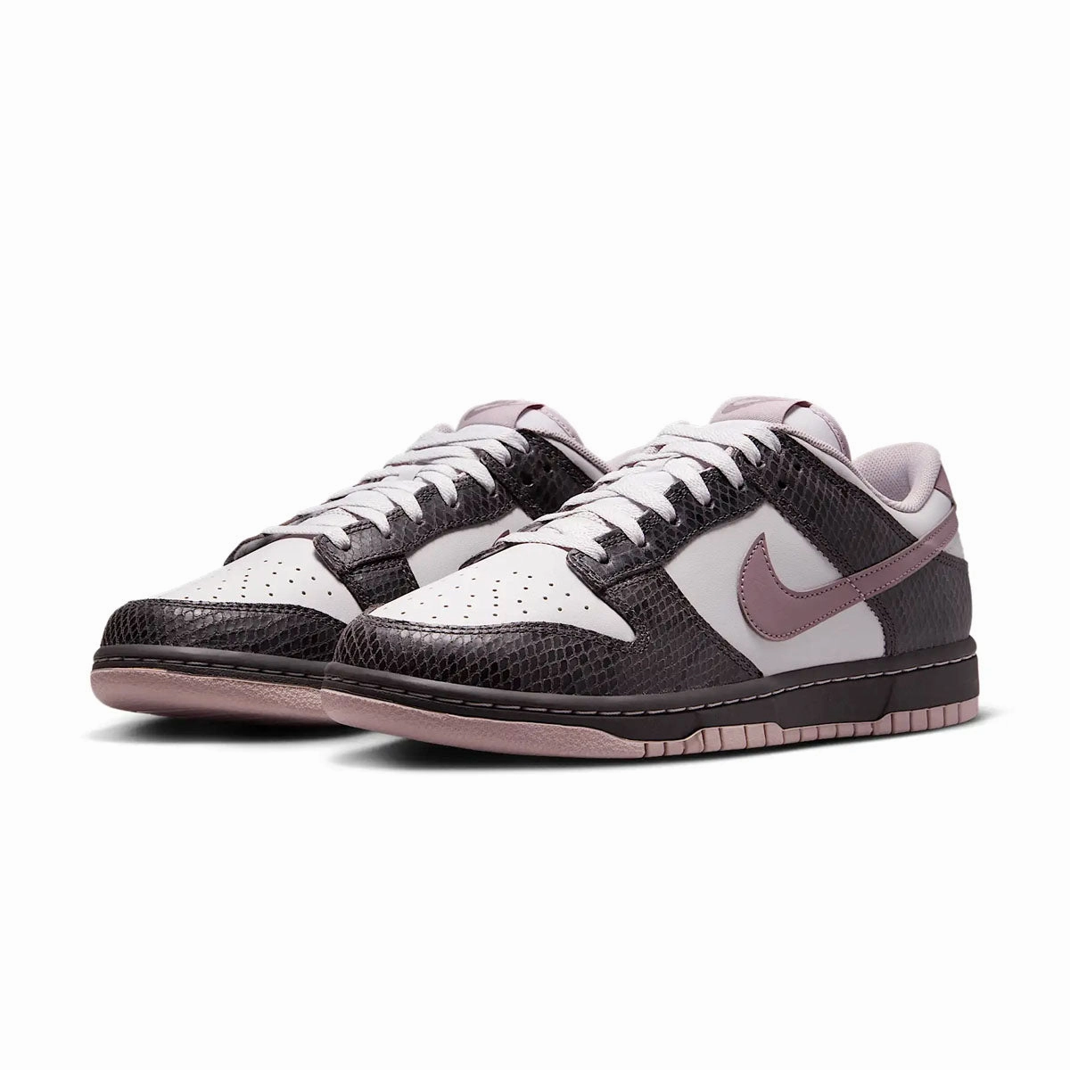Dunk Low SE 'Snakeskin Medium Ash'