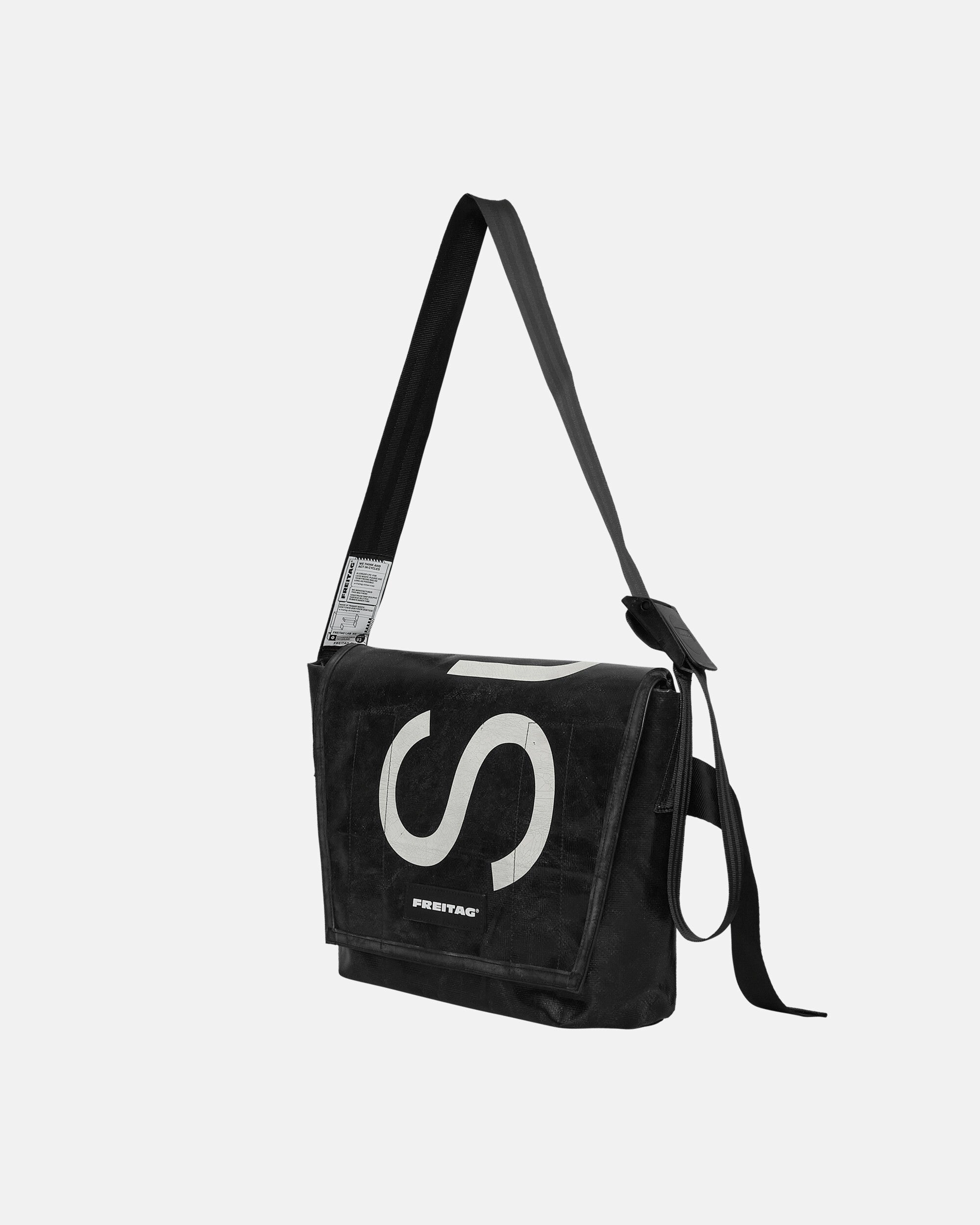 F14 Dexter Slim Messenger Bag Black