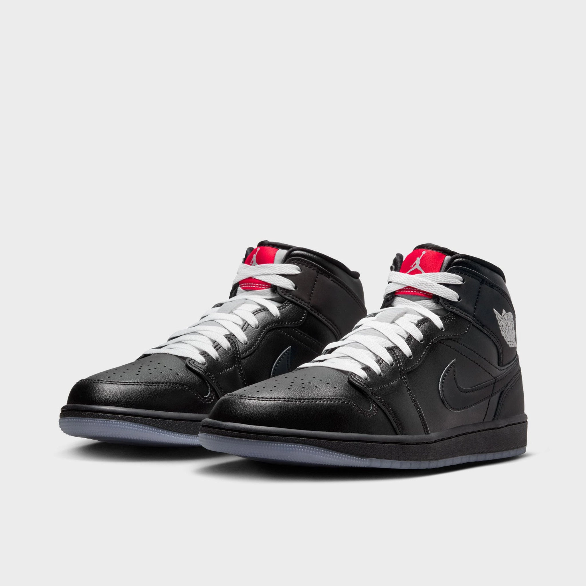 Jordan 1 Mid SE Black / Black - White