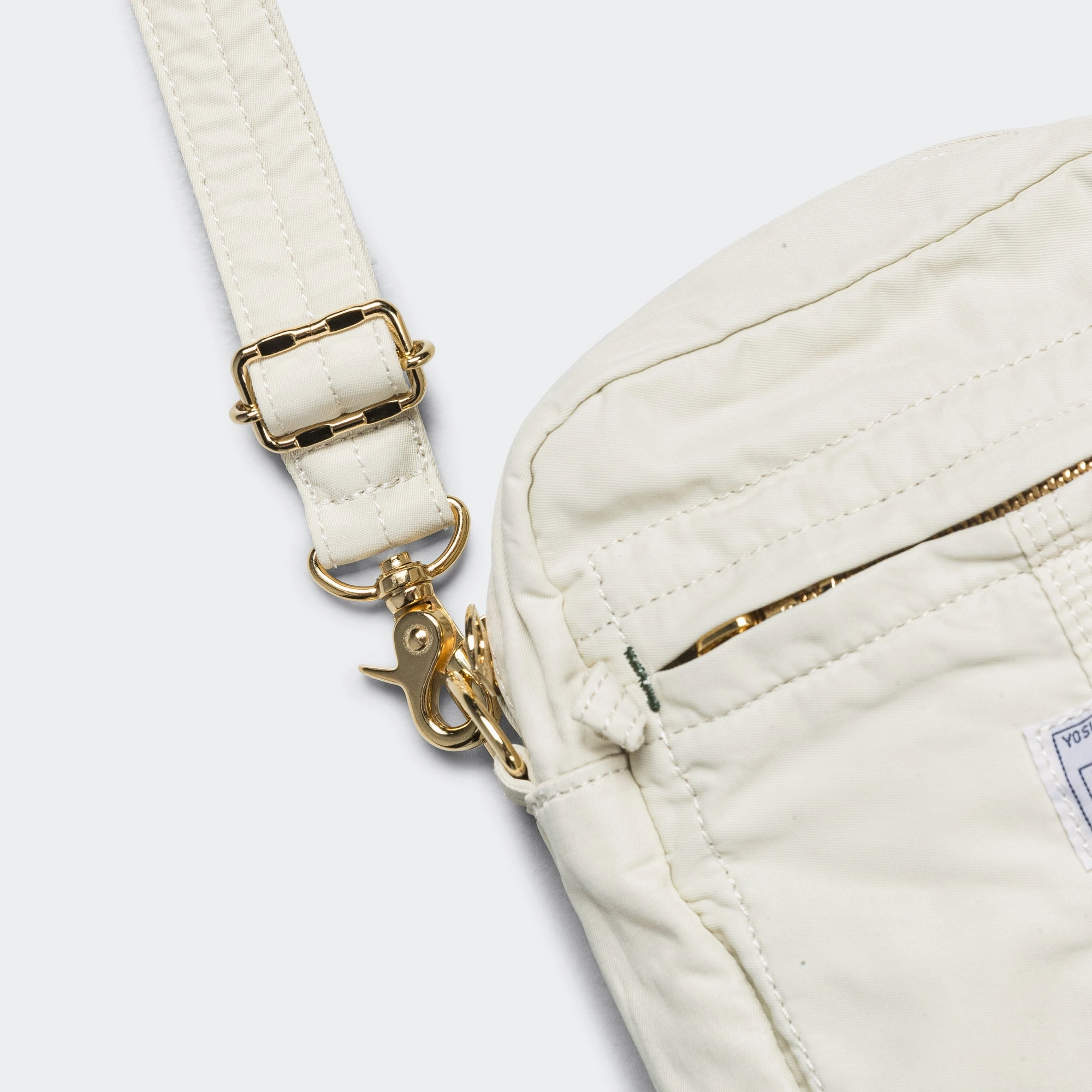 MILE VERTICAL Shoulder Bag - White