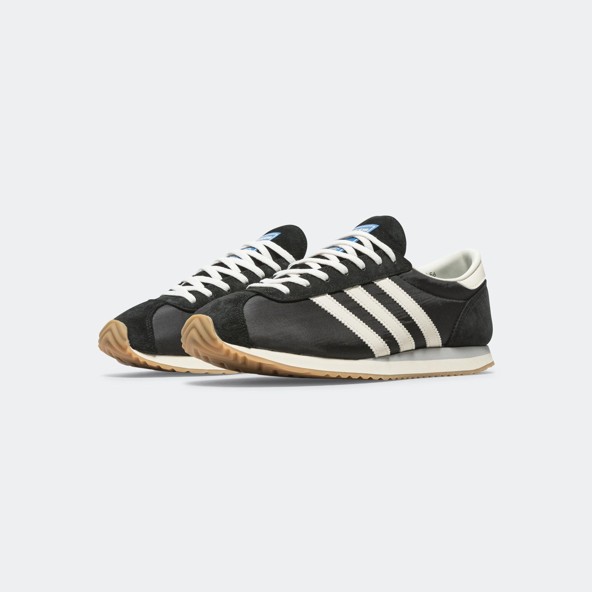 Pampanga SPZL - Core Black/Chalk White-Off White