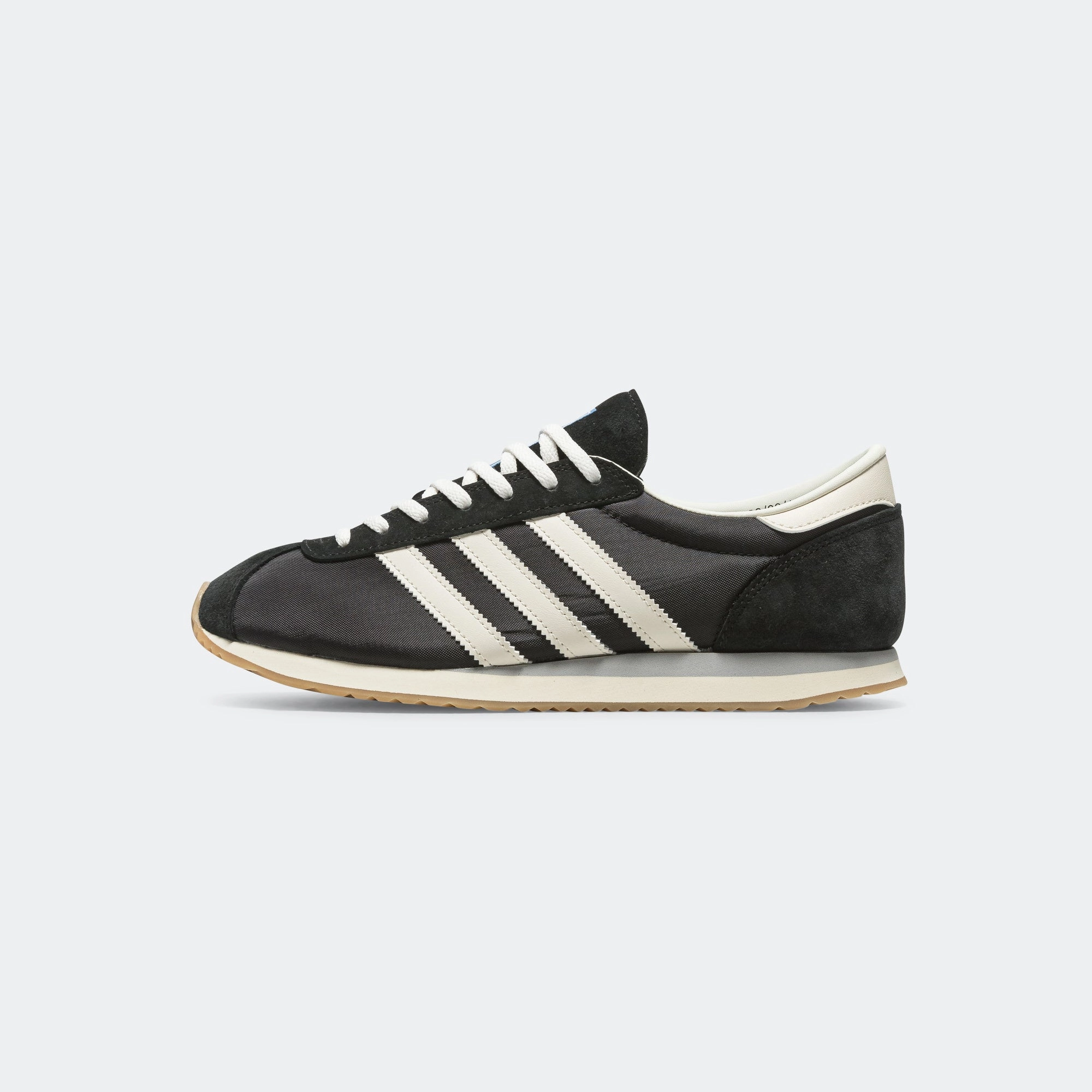 Pampanga SPZL - Core Black/Chalk White-Off White