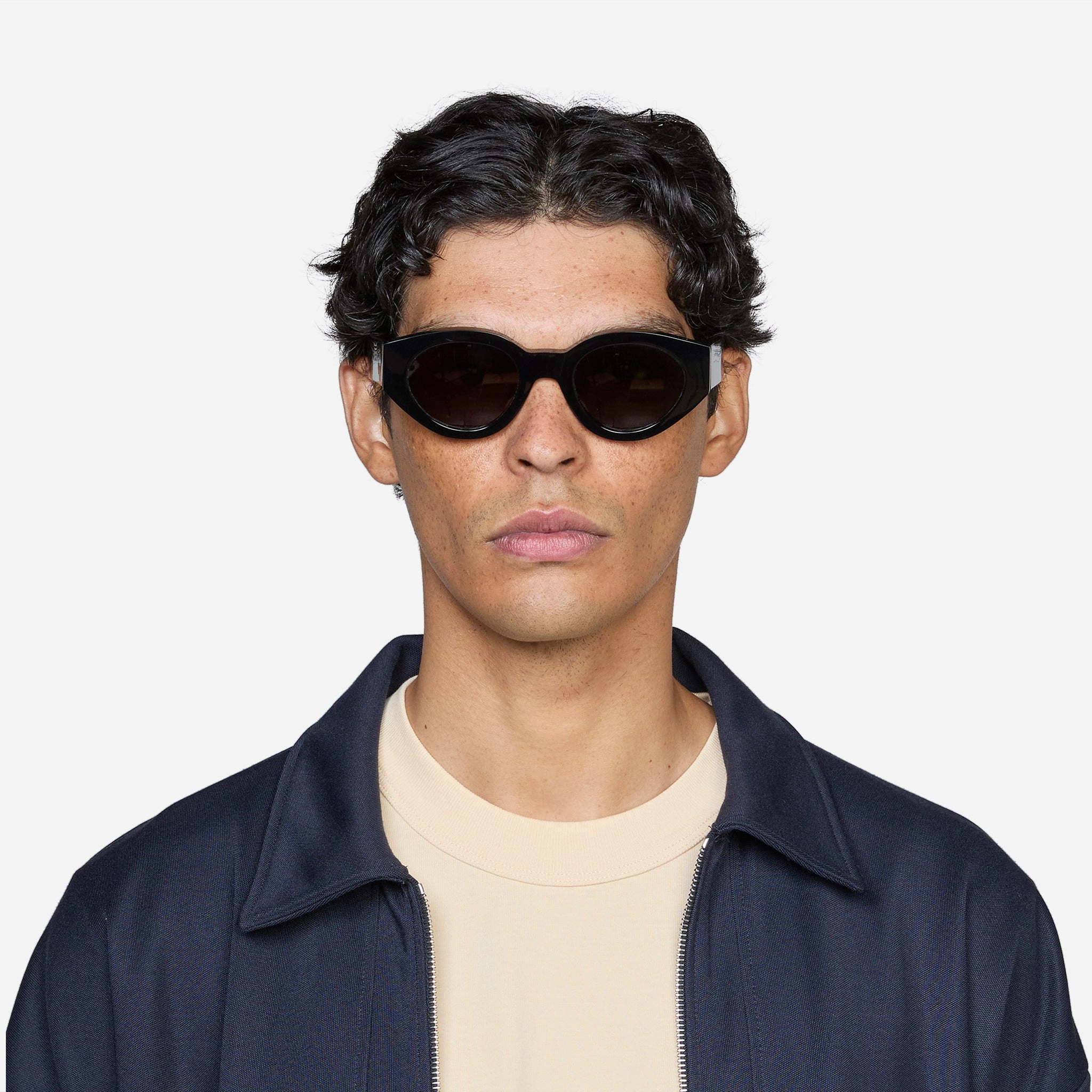 Polly Black | Green Solid Lens