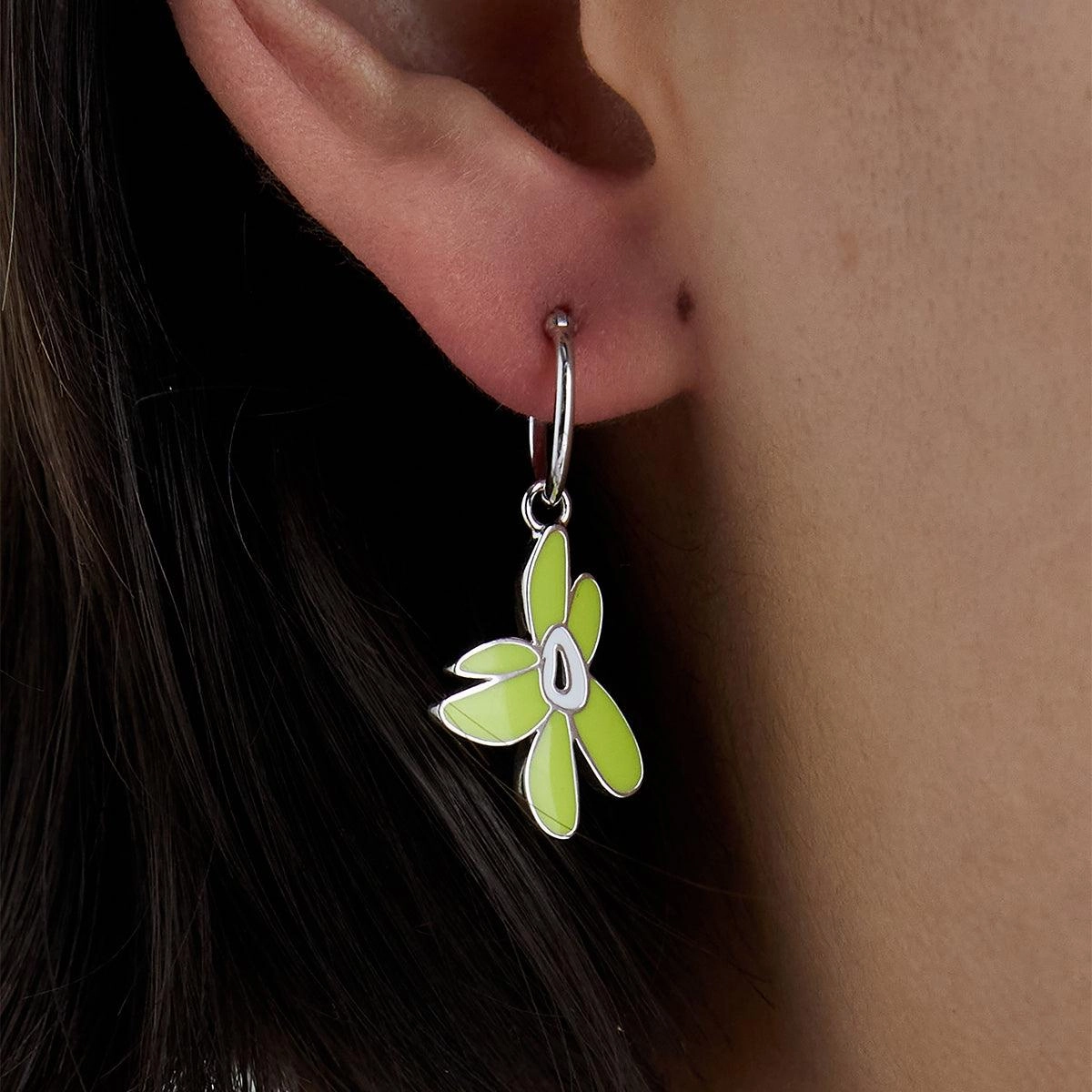 Warped Gestures Earring 'Limeade'