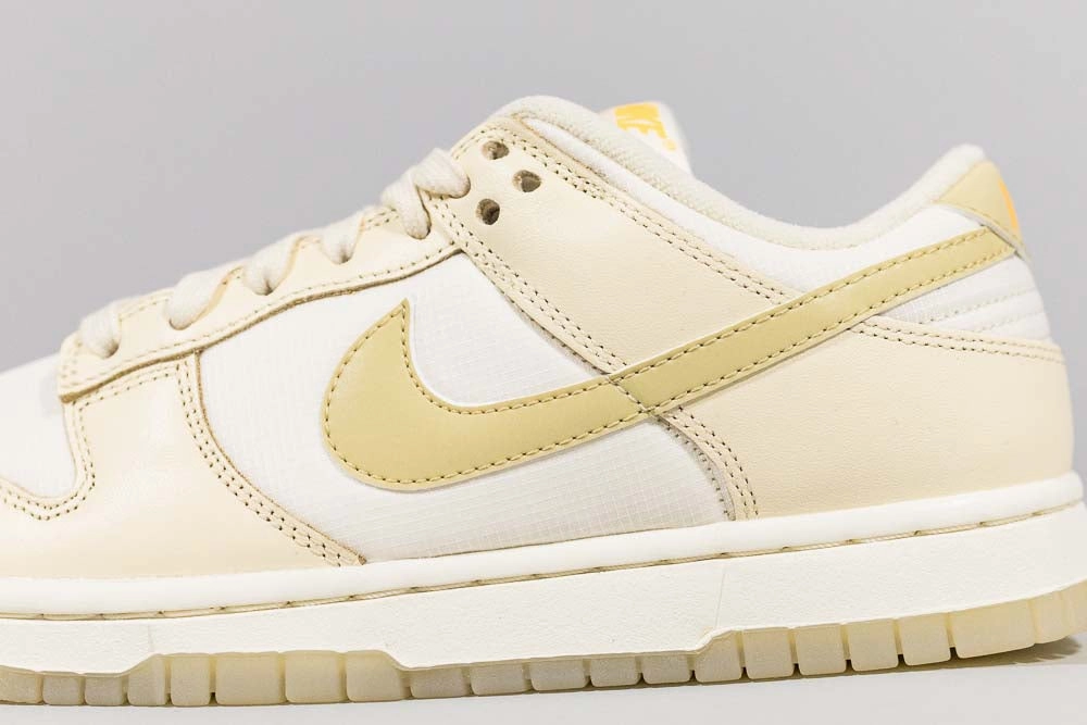 Women's Nike Dunk Low 'Muslin and Team Gold'